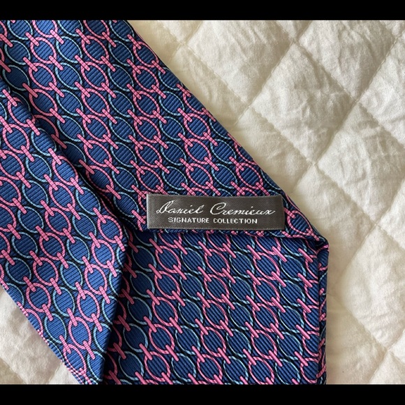 Daniel Cremieux Signature Limited Edition 7 Fold Tie.  100% Silk - Picture 6 of 6